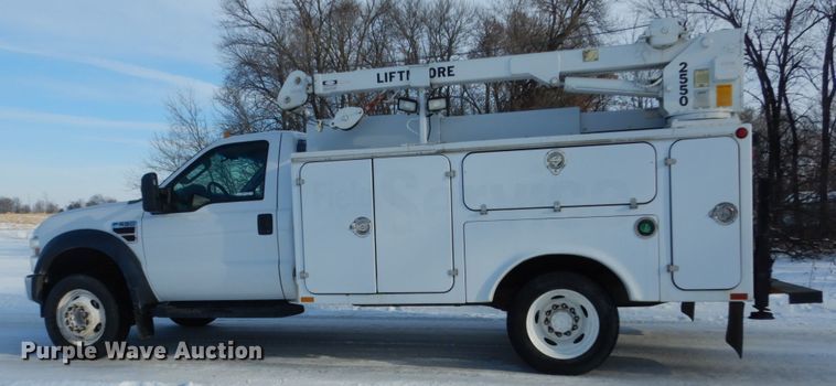 image for item FU9061 2009 Ford F550 service truck
