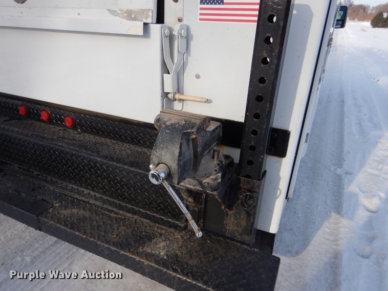 image for item FU9061 2009 Ford F550 service truck