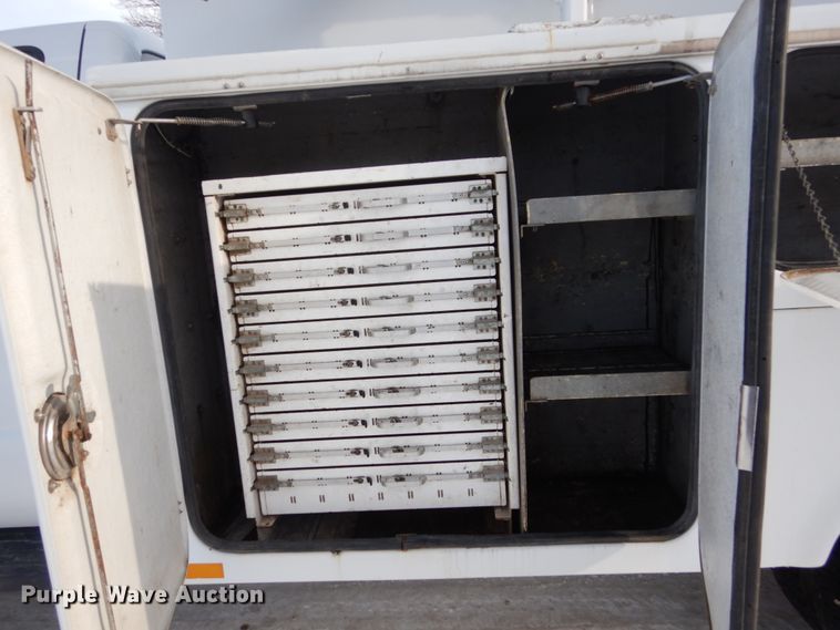 image for item FU9061 2009 Ford F550 service truck