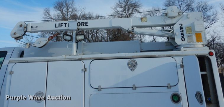 image for item FU9061 2009 Ford F550 service truck