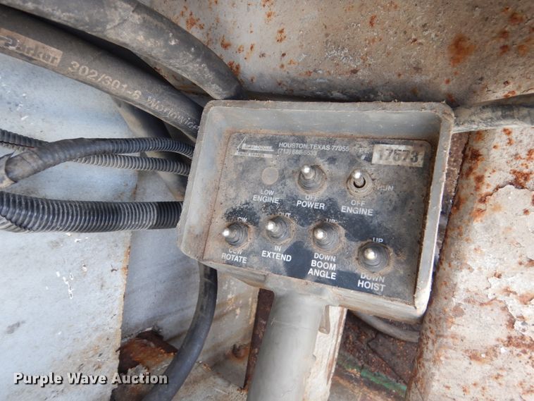 image for item FU9061 2009 Ford F550 service truck