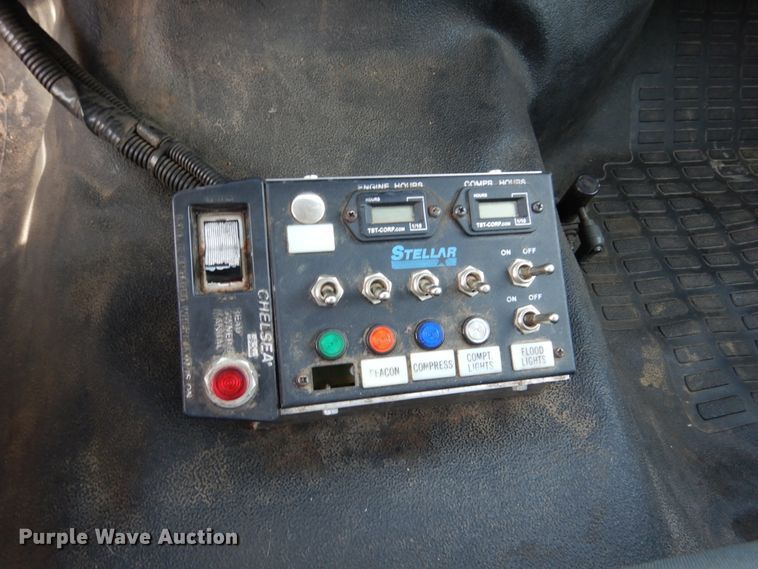 image for item FU9061 2009 Ford F550 service truck