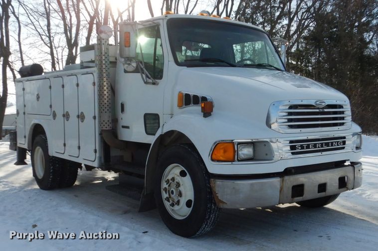 image for item FU9063 2007 Sterling Acterra service truck