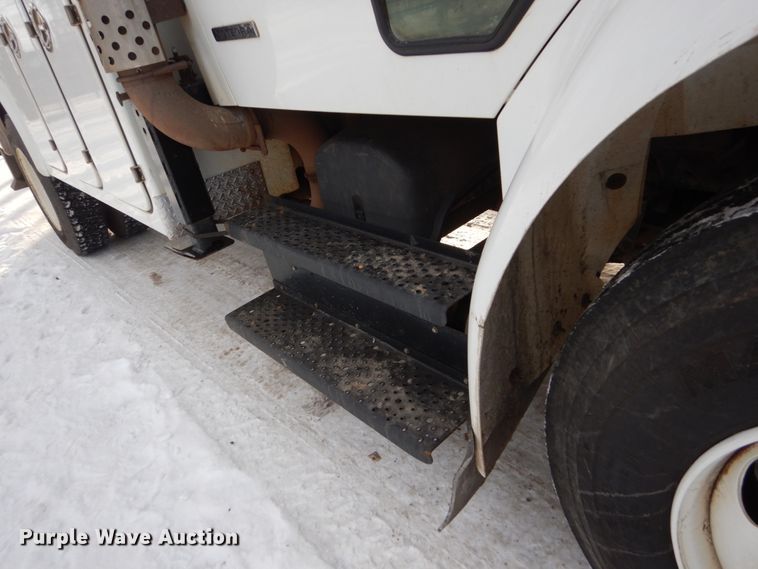 image for item FU9063 2007 Sterling Acterra service truck