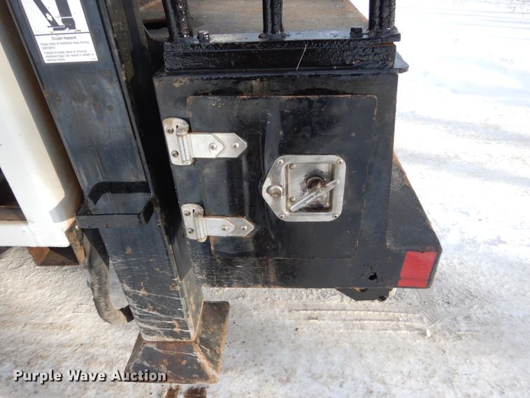 image for item FU9063 2007 Sterling Acterra service truck