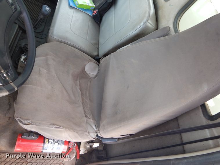 image for item FU9063 2007 Sterling Acterra service truck