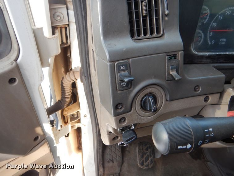 image for item FU9063 2007 Sterling Acterra service truck