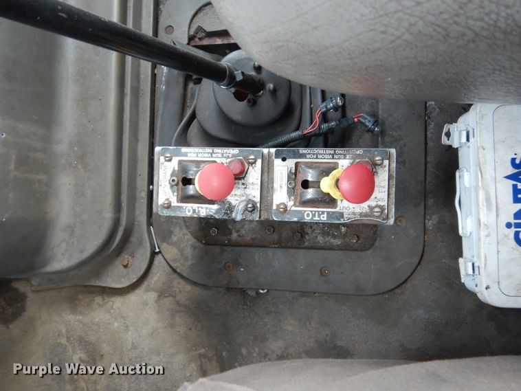 image for item FU9063 2007 Sterling Acterra service truck