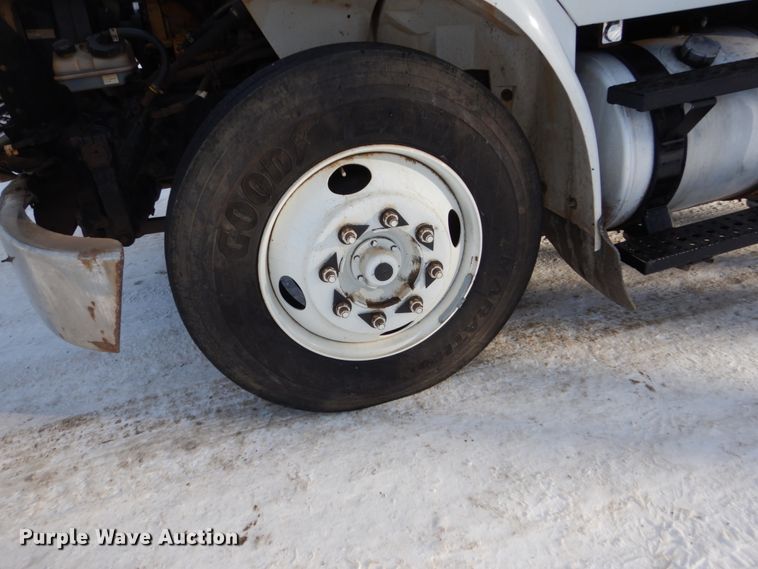 image for item FU9063 2007 Sterling Acterra service truck