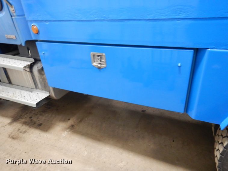 image for item FU9110 2010 Freightliner Business Class M2 sewer jetter truck