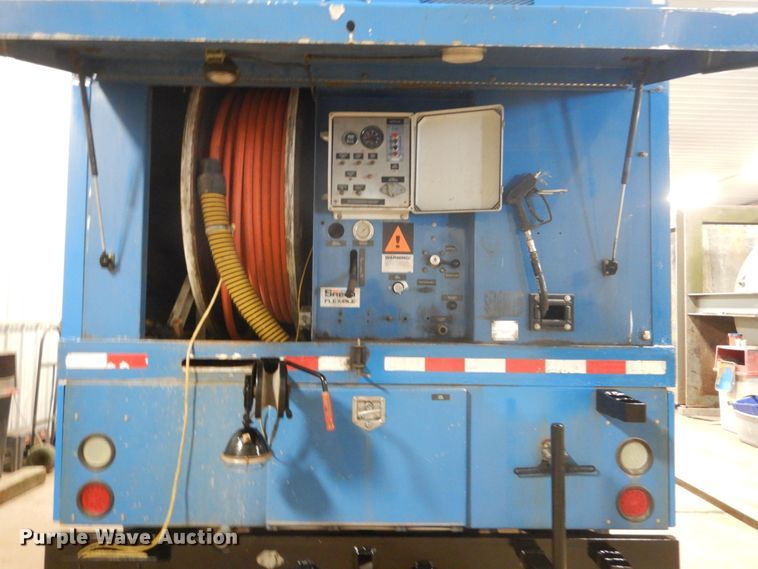 image for item FU9110 2010 Freightliner Business Class M2 sewer jetter truck