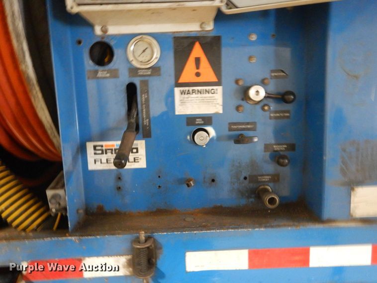 image for item FU9110 2010 Freightliner Business Class M2 sewer jetter truck