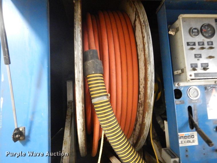 image for item FU9110 2010 Freightliner Business Class M2 sewer jetter truck