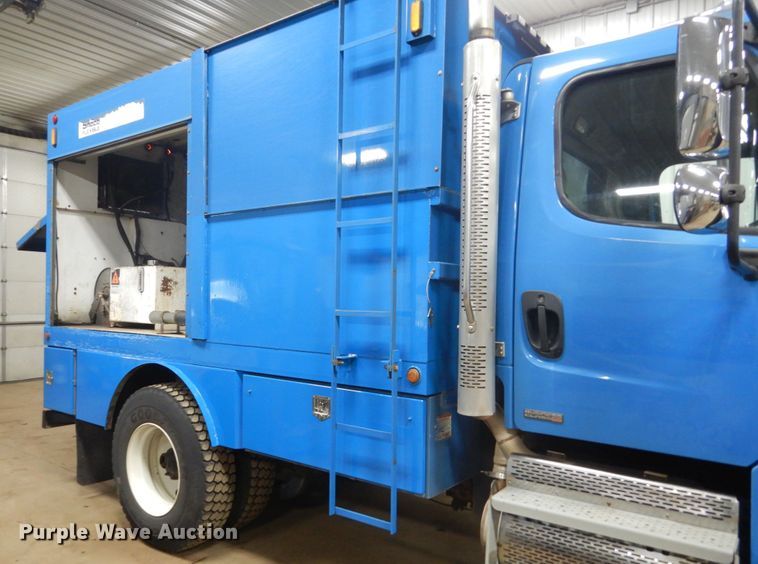 image for item FU9110 2010 Freightliner Business Class M2 sewer jetter truck