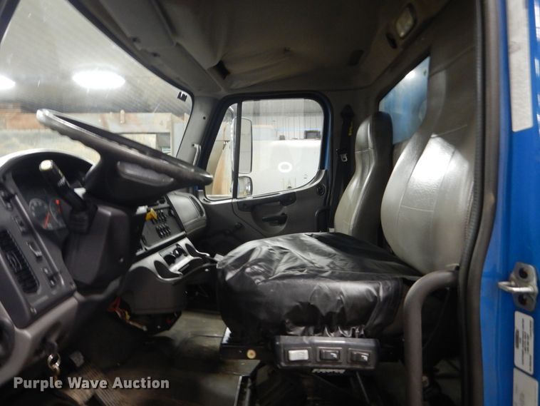 image for item FU9110 2010 Freightliner Business Class M2 sewer jetter truck