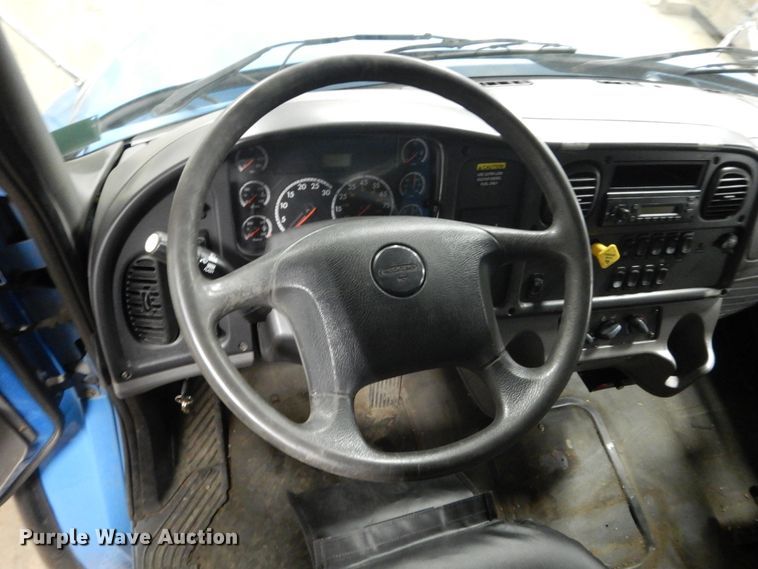 image for item FU9110 2010 Freightliner Business Class M2 sewer jetter truck