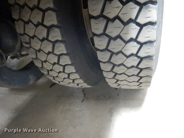 image for item FU9110 2010 Freightliner Business Class M2 sewer jetter truck