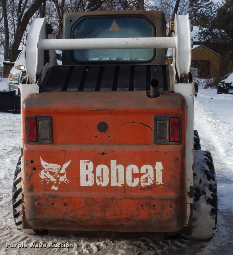 image for item FU9118 2004 Bobcat S185 skid steer