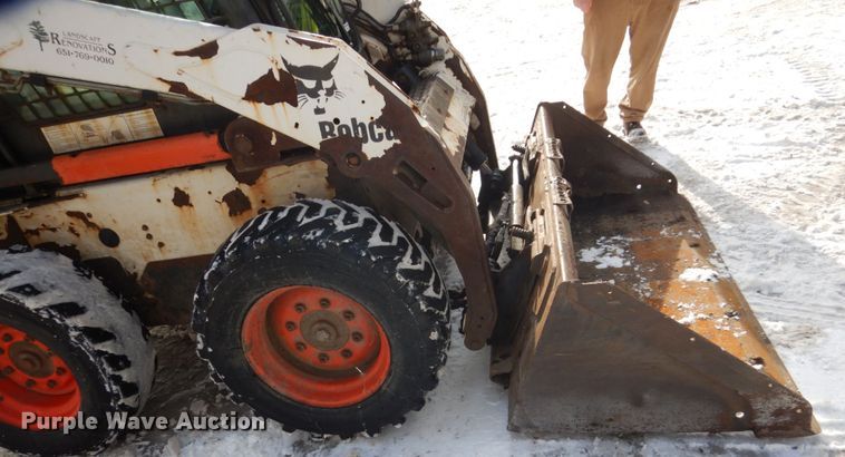 image for item FU9118 2004 Bobcat S185 skid steer