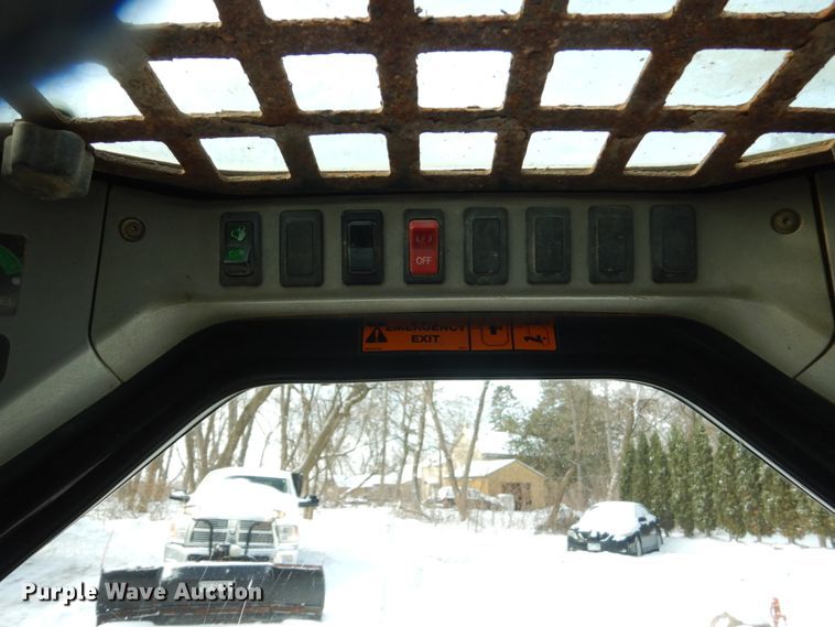 image for item FU9118 2004 Bobcat S185 skid steer