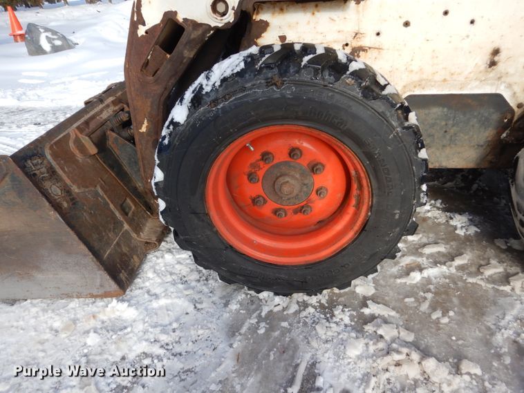 image for item FU9118 2004 Bobcat S185 skid steer