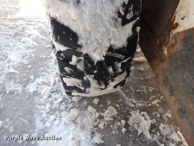 image for item FU9118 2004 Bobcat S185 skid steer