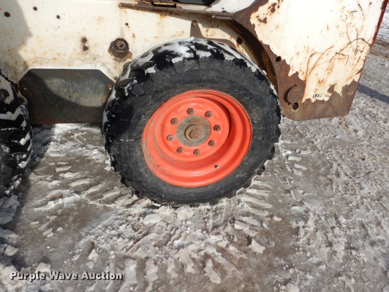 image for item FU9118 2004 Bobcat S185 skid steer