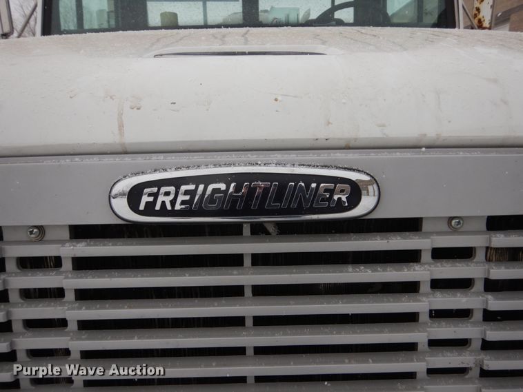image for item FU9121 2000 Freightliner FL112 vacuum truck