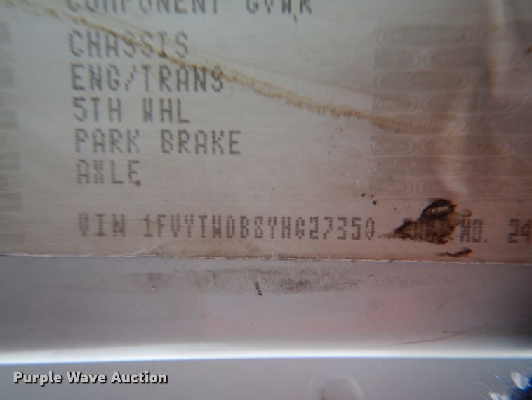 image for item FU9121 2000 Freightliner FL112 vacuum truck