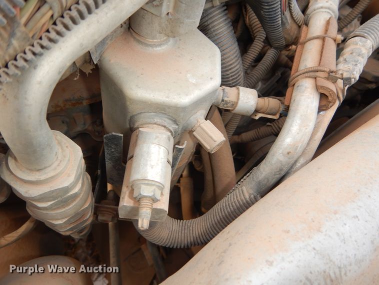 image for item FU9134 2005 Chevrolet C5500 bucket truck