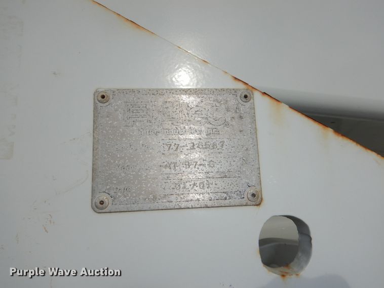 image for item FU9135 2001 International 4700 bucket truck