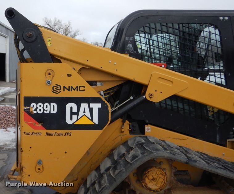 image for item FU9138 2015 Caterpillar 289D skid steer