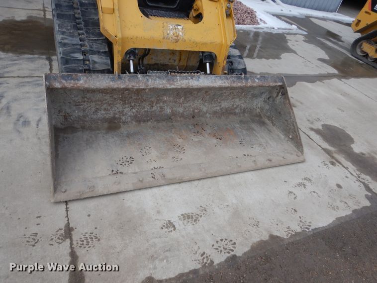 image for item FU9138 2015 Caterpillar 289D skid steer