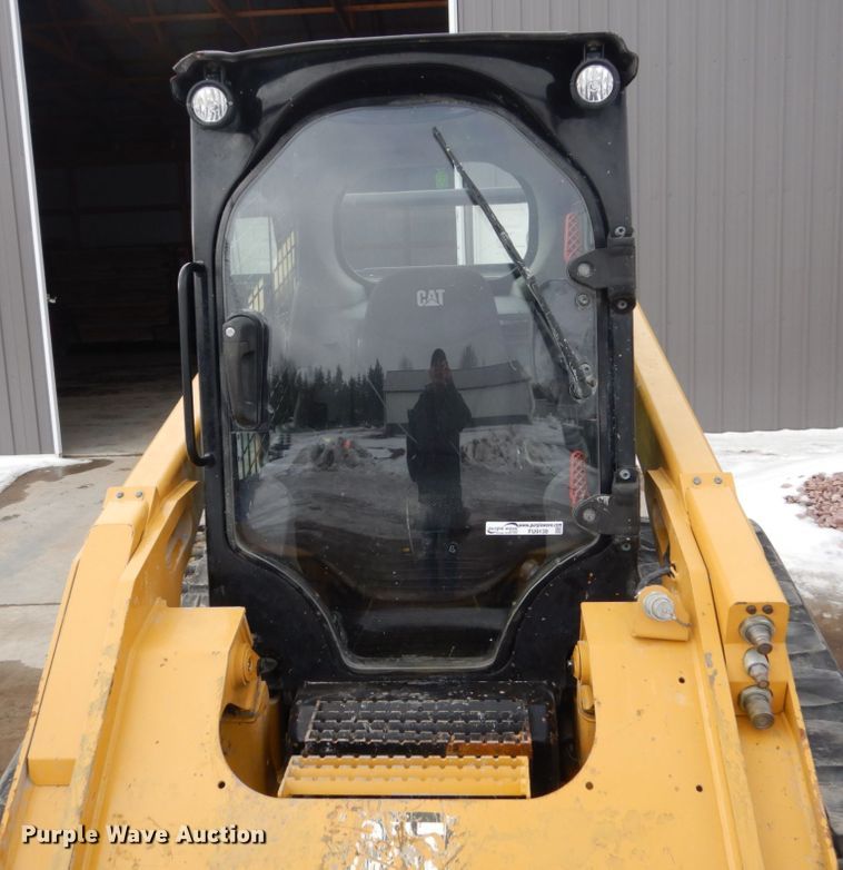 image for item FU9138 2015 Caterpillar 289D skid steer