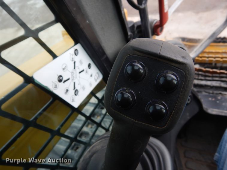 image for item FU9138 2015 Caterpillar 289D skid steer