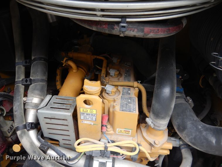 image for item FU9138 2015 Caterpillar 289D skid steer