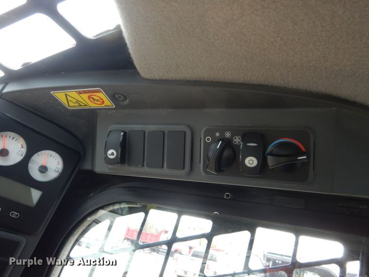 image for item FU9139 2012 Caterpillar 289C2 skid steer