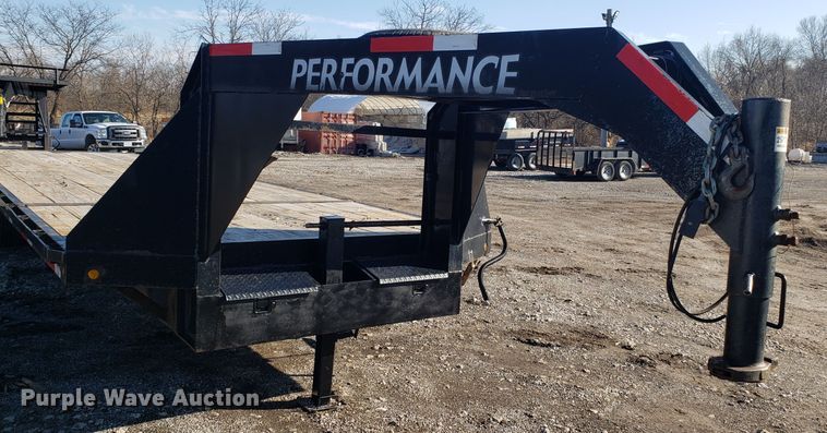 image for item GA9375 2013 flat bed trailer