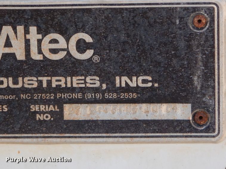 image for item GB9617 2005 International 4300 bucket truck