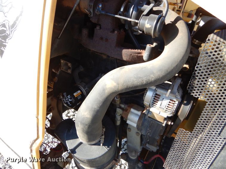 image for item GB9618 2004 Vermeer BC1000XL wood chipper