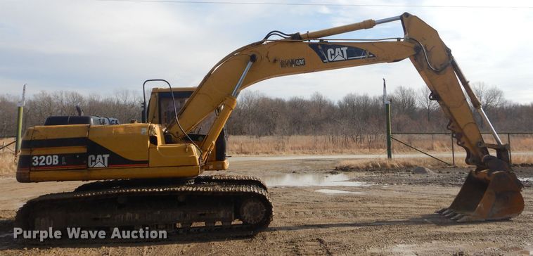 image for item GB9701 1998 Caterpillar 320B L excavator
