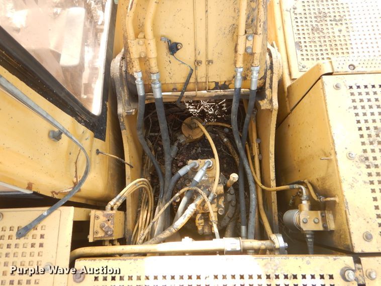 image for item GB9701 1998 Caterpillar 320B L excavator