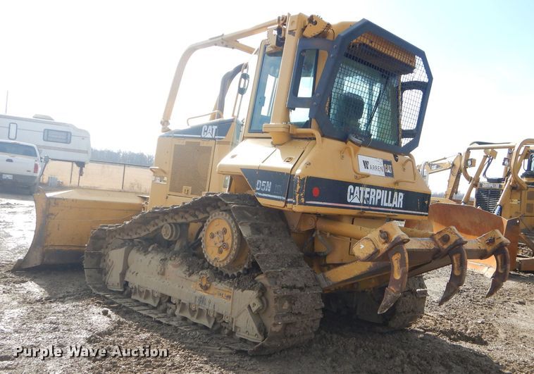 image for item GB9702 2004 Caterpillar D5N XL dozer