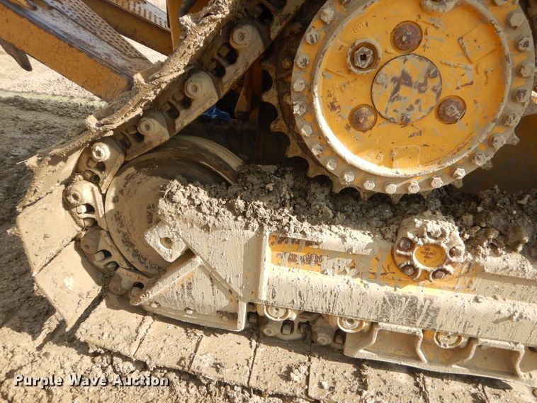 image for item GB9702 2004 Caterpillar D5N XL dozer