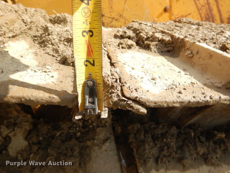 image for item GB9702 2004 Caterpillar D5N XL dozer