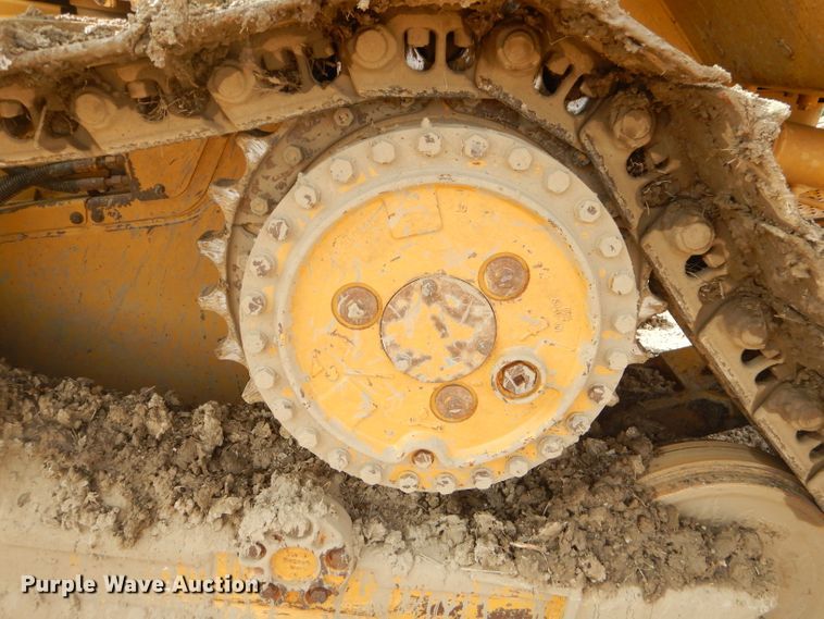 image for item GB9702 2004 Caterpillar D5N XL dozer