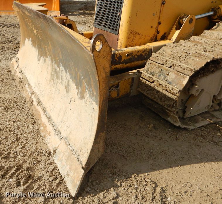 image for item GB9702 2004 Caterpillar D5N XL dozer