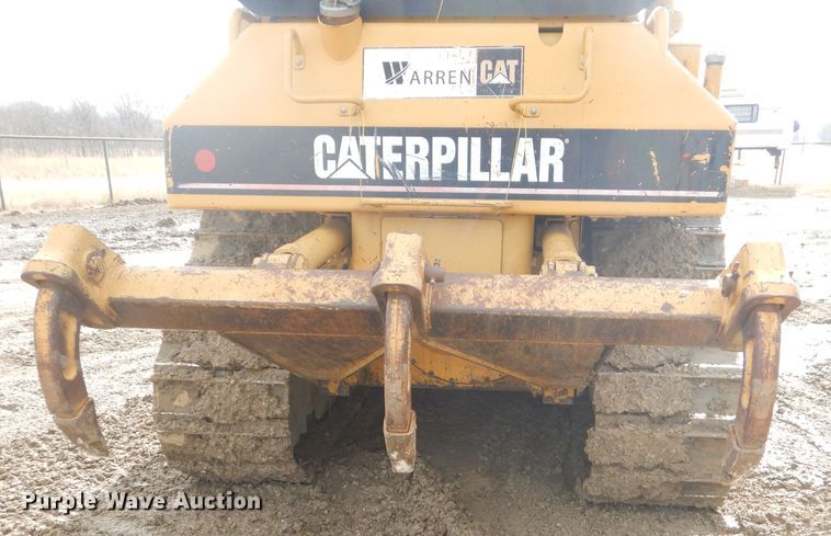 image for item GB9702 2004 Caterpillar D5N XL dozer