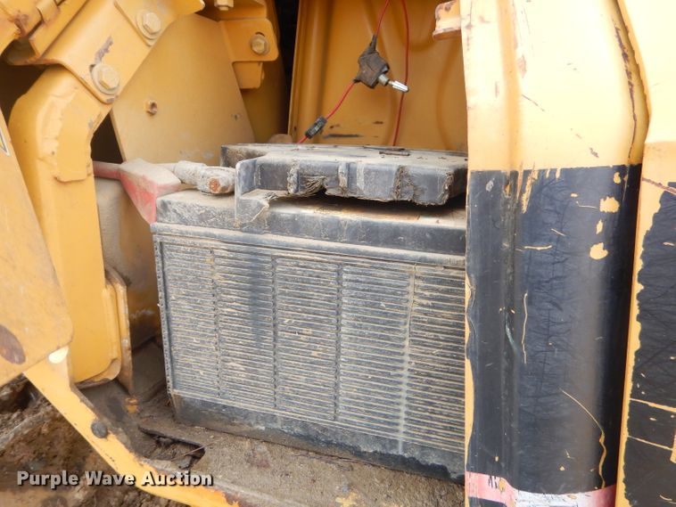 image for item GB9702 2004 Caterpillar D5N XL dozer