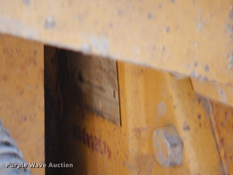 image for item GB9702 2004 Caterpillar D5N XL dozer